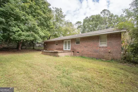 Exterior - 141 Avery Dr, Lagrange, GA 30240 photo 4 of 6