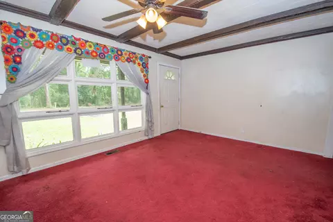 Living - 141 Avery Dr, Lagrange, GA 30240 photo 3 of 6