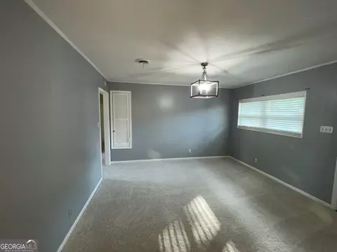 Living - 3407 Covington Dr, Augusta, GA 30909 photo 4 of 6