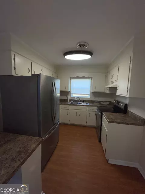 Kitchen - 3407 Covington Dr, Augusta, GA 30909 photo 1 of 5