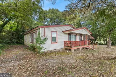 Exterior - 1168 James St, Perry, GA 31069 photo 1 of 2