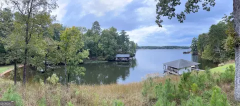 236 Erin Shores Dr NE, Sparta, GA 31047