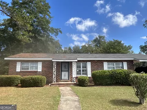 410 Endicott Ln, Albany, GA 31707