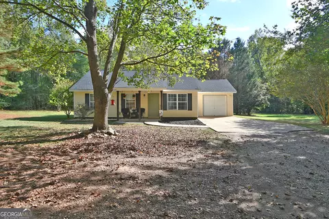 5151 Primrose Rd, Grantville, GA 30220