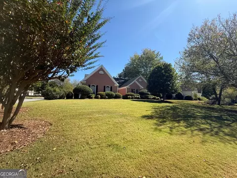 10050 Lauren Hall Ct, Alpharetta, GA 30022