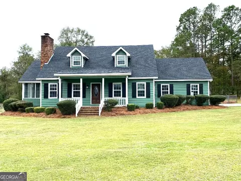 150 Blackberry Trl, Swainsboro, GA 30401