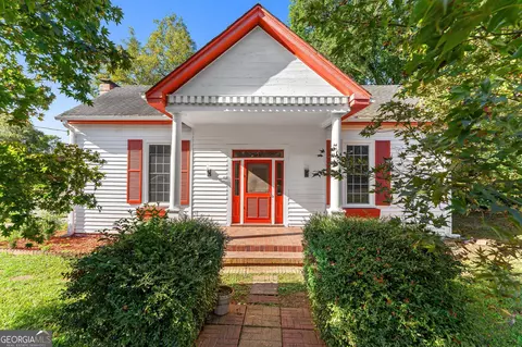 92 Benson St, Hartwell, GA 30643