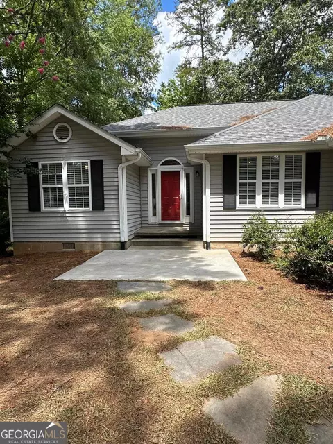 145 Oak Leaf Cir, Eatonton, GA 31024