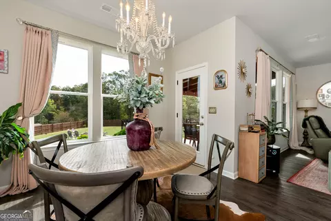 Dining - 425 Crystal Way, Cornelia, GA 30531 photo 2 of 2