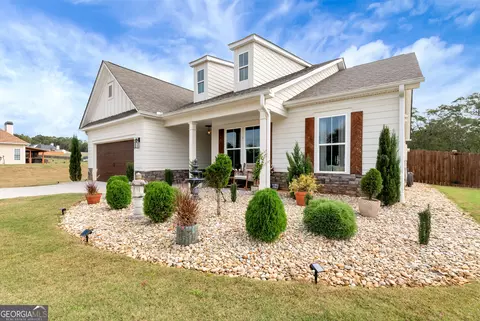Exterior - 425 Crystal Way, Cornelia, GA 30531 photo 9 of 12