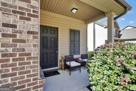 Exterior - 136 Kennedy Blvd, Jackson, GA 30233 photo 4 of 7