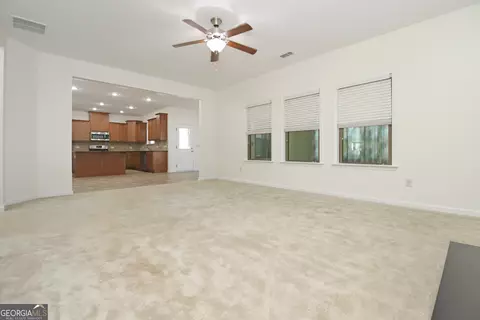 Living - 329 Linman Dr, Lagrange, GA 30241 photo 3 of 4