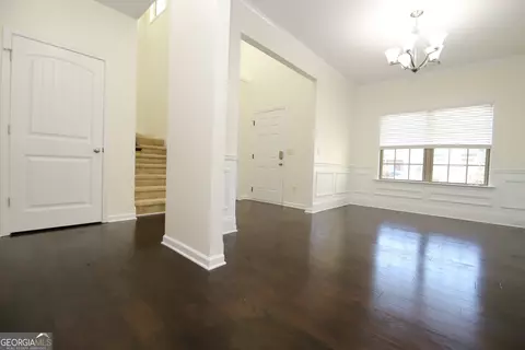 Living - 329 Linman Dr, Lagrange, GA 30241 photo 1 of 4