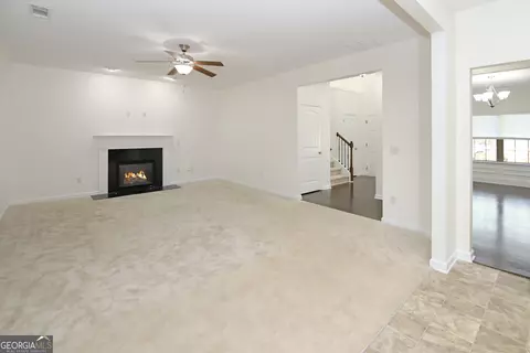 Living - 329 Linman Dr, Lagrange, GA 30241 photo 2 of 4
