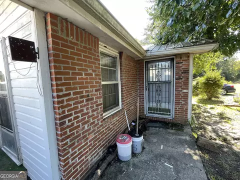 Exterior - 116 Jackson St, Cochran, GA 31014 photo 1 of 6