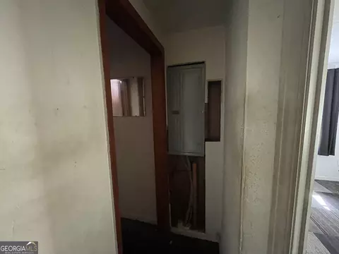 Entry Way - 116 Jackson St, Cochran, GA 31014 photo 5 of 8