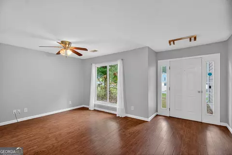 Entry Way - 103 Hawthorne Cir, Lagrange, GA 30240 photo 1 of 3