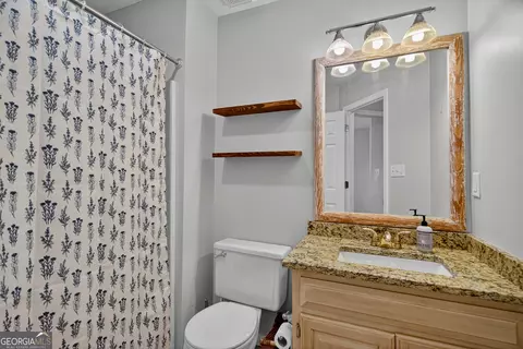 Bath - 103 Hawthorne Cir, Lagrange, GA 30240 photo 3 of 3