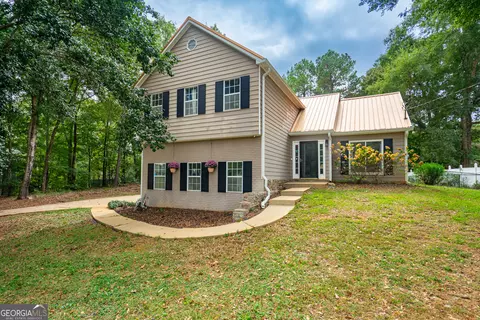 103 Hawthorne Cir, Lagrange, GA 30240