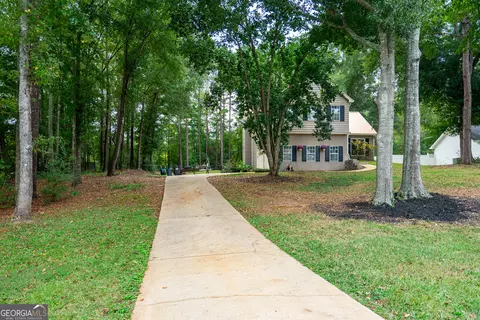 Exterior - 103 Hawthorne Cir, Lagrange, GA 30240 photo 4 of 14