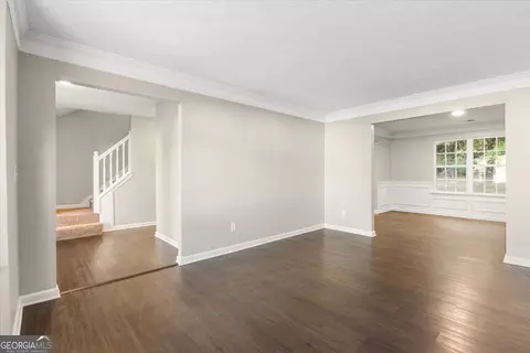 Living - 354 Cobblestone Ct, Hampton, GA 30228 photo 8 of 10