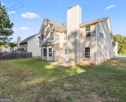 Exterior - 354 Cobblestone Ct, Hampton, GA 30228 photo 4 of 7