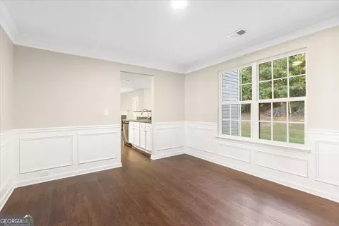 Entry Way - 354 Cobblestone Ct, Hampton, GA 30228 photo 4 of 8