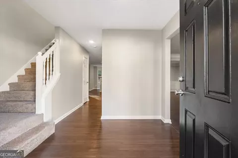 Entry Way - 354 Cobblestone Ct, Hampton, GA 30228 photo 1 of 8