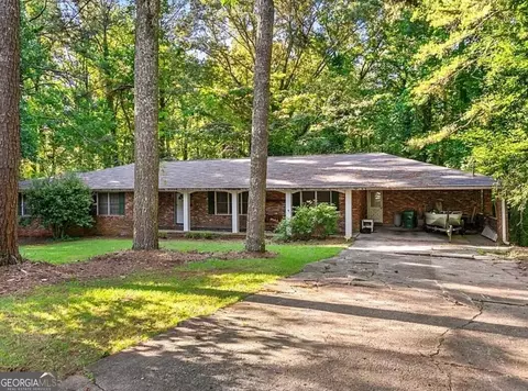 1354 Weston Dr, Decatur, GA 30032
