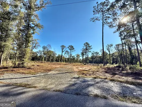 283 Lower Simmons Rd, Macon, GA 31210