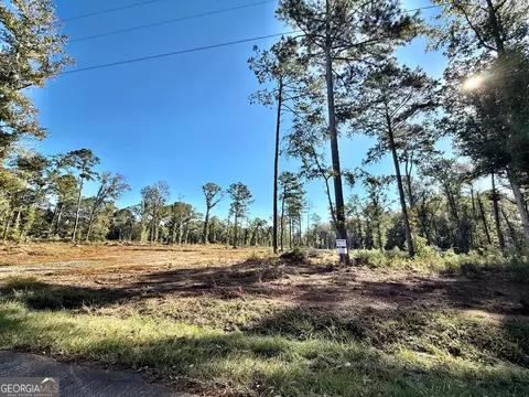 285 Lower Simmons Rd, Macon, GA 31220