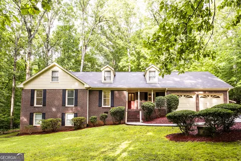 45 Mountain Creek Trl, Social Circle, GA 30025