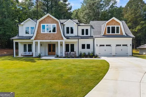 219 Poplar St NW, Lilburn, GA 30047