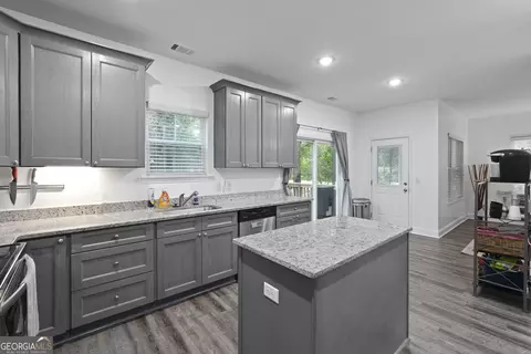 Kitchen - 102 Brookstone Way, Rincon, GA 31326 photo 2 of 4