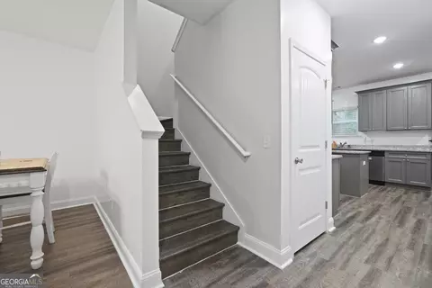 Entry Way - 102 Brookstone Way, Rincon, GA 31326 photo 2 of 4