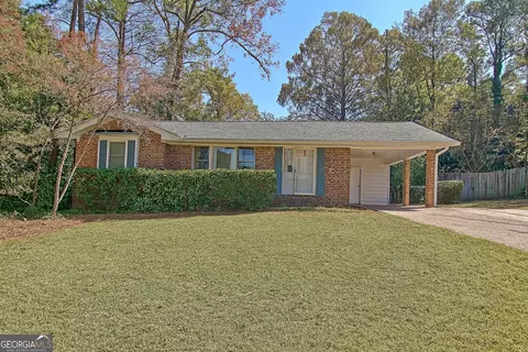 217 Hilltop Dr, Peachtree City, GA 30269