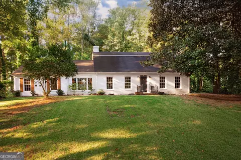 922 Springer Dr, Griffin, GA 30224