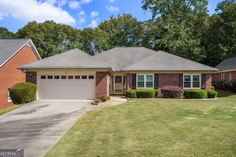 1120 Oakpark Dr, Mcdonough, GA 30253