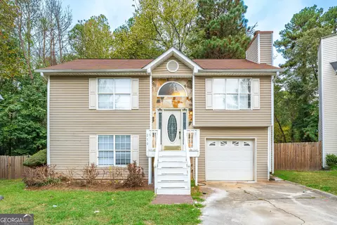 210 W Village Ct, Riverdale, GA 30296