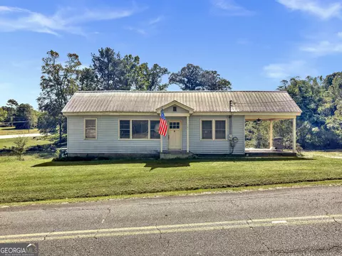 145 Apple Rd, Meansville, GA 30256