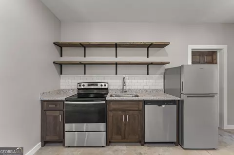 Kitchen - 621 Arthur St, Lagrange, GA 30241 photo 3 of 4