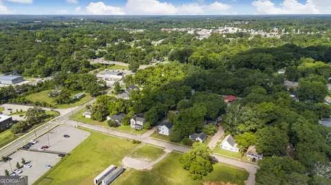 View/Area - 621 Arthur St, Lagrange, GA 30241 photo 2 of 2