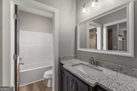 Bath - 621 Arthur St, Lagrange, GA 30241 photo 1 of 2