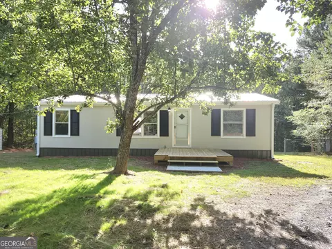 697 Donahoo Rd # A, Silver Creek, GA 30173