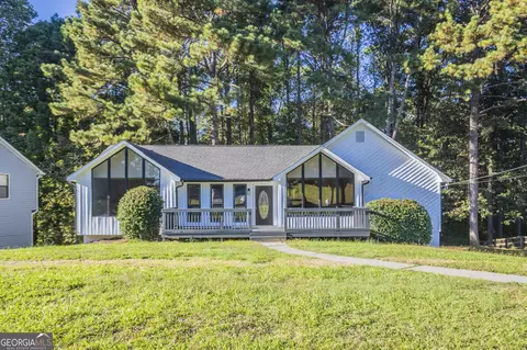 5496 Emerald Ct, Acworth, GA 30102
