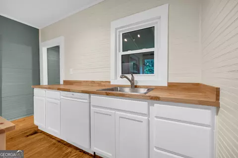 192 S Pine St, Toccoa, GA 30577 photo 8