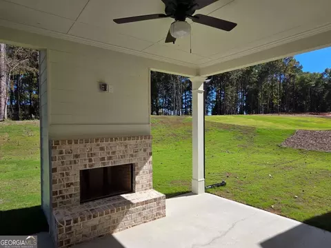 264 Meadows Dr, Bethlehem, GA 30620 photo 5