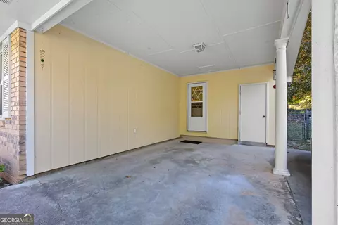 Exterior - 136 Julia Ct, Toccoa, GA 30577 photo 6 of 7