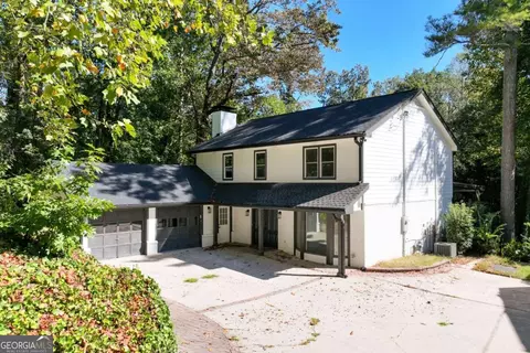 380 Thornwood Dr, Atlanta, GA 30328