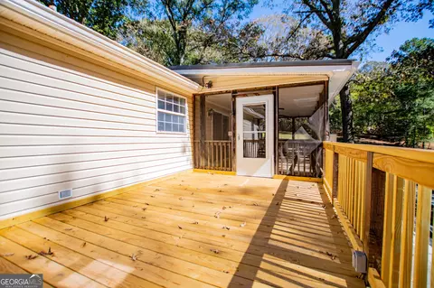 Exterior - 75 Dashboard Rd, Bowdon, GA 30108 photo 8 of 32